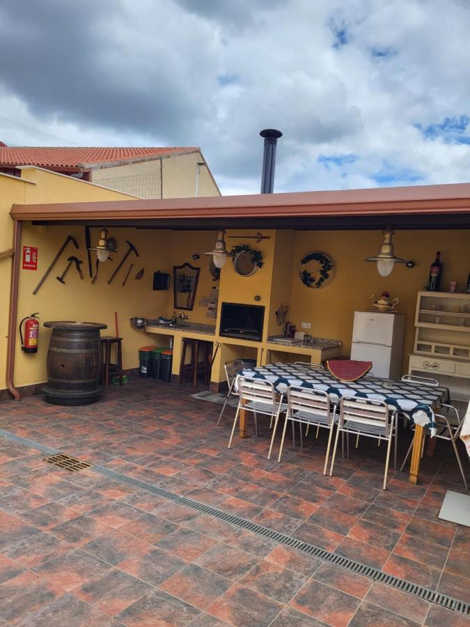 La Pedrosa Casa Rural Camarzana de Tera Kültér fotó